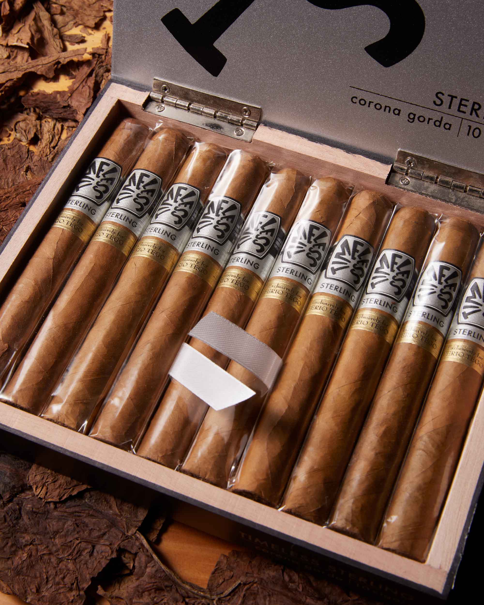 Ferio Tego Timeless Sterling Corona Gorda