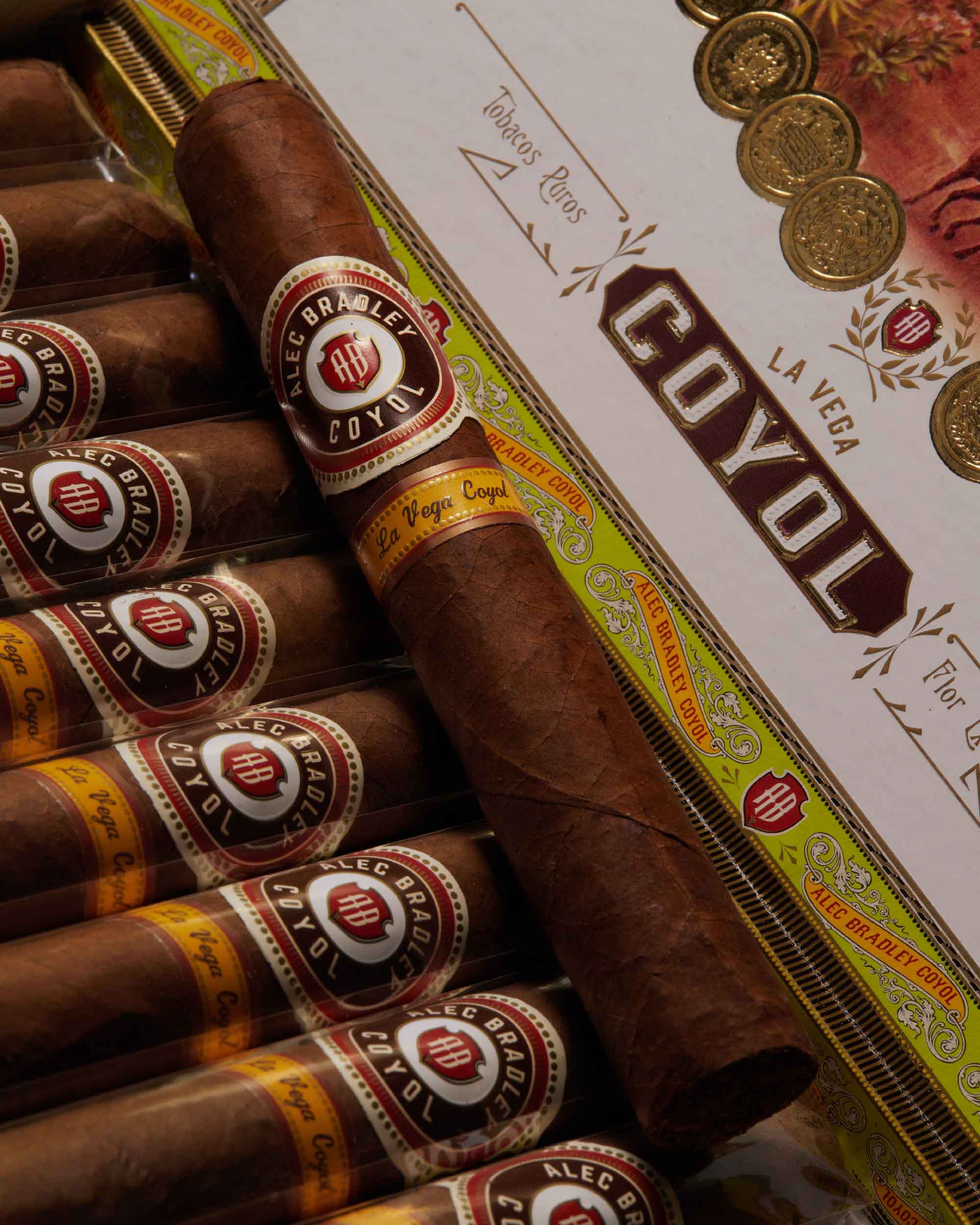 Alec Bradley Coyol Toro