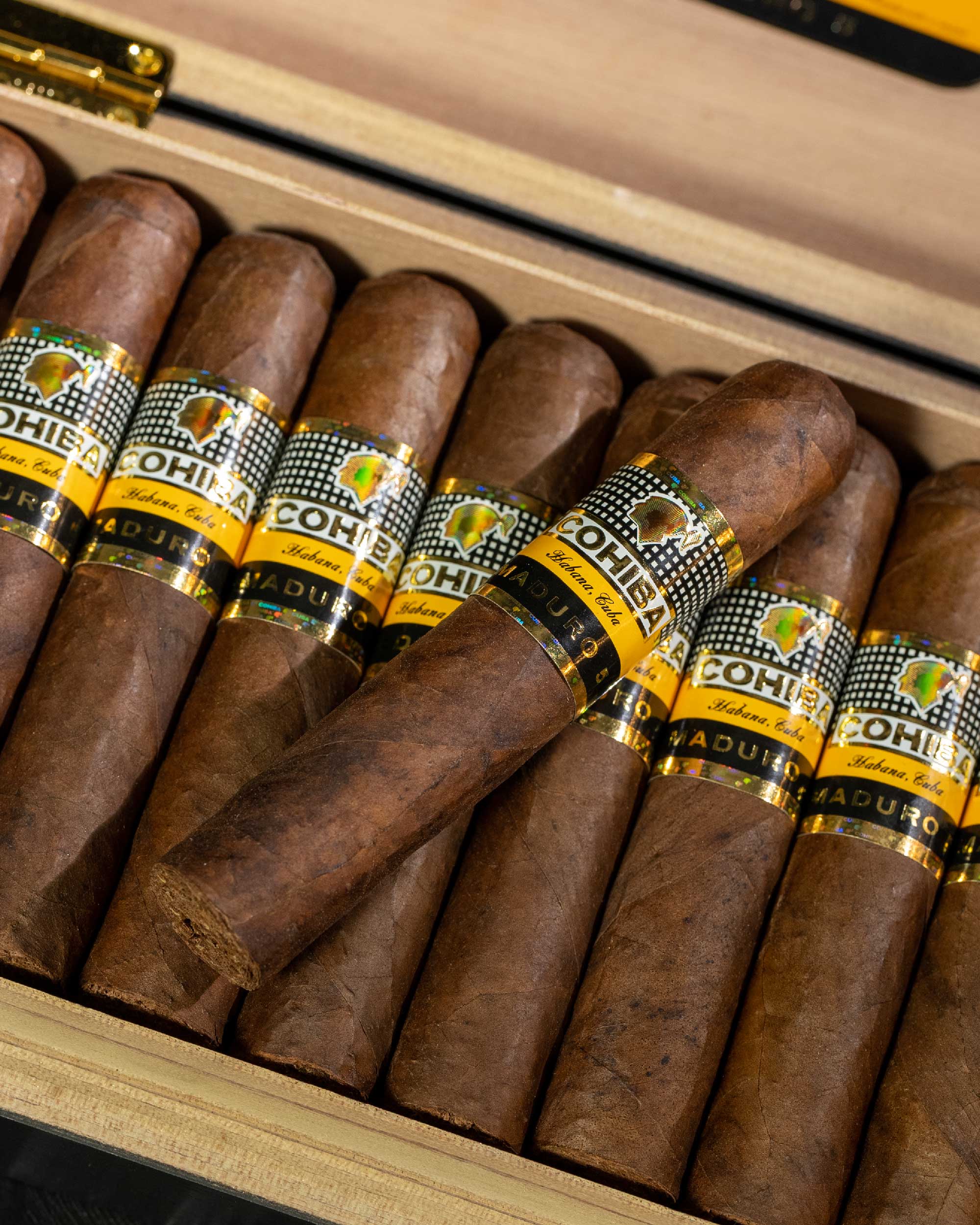 Cohiba Magicos Maduro 5 (2019 Vintage) - nextCIGAR