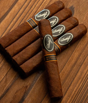 Davidoff Nicaragua Robusto Bundle