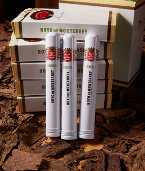 Hoyo de Monterrey Coronation (Tubos) (2013 Vintage)