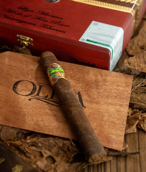 Oliva Master Blends 3 Churchill
