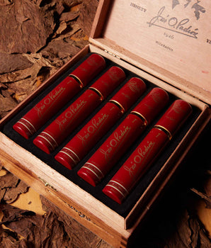 Padr??n 1926 No. 90 Maduro (Tubos)