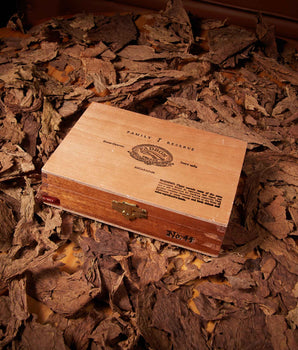 Padr??n Family Reserve 44 Maduro
