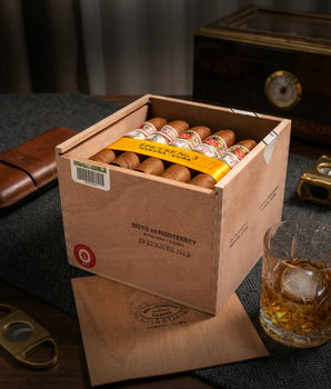 Hoyo de Monterrey Epicure No. 3 (PCC)