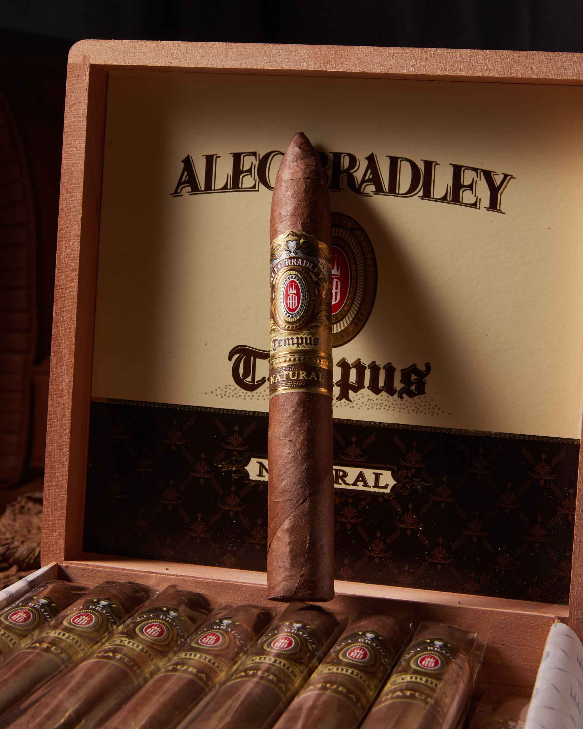 Alec Bradley Tempus Natural Torpedo