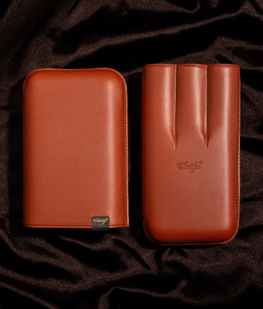 Davidoff Iconic Cigar Case (XL-3/Leather Brown-Gold) + 3 Cigars